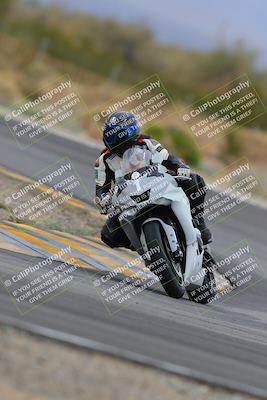 media/Jan-15-2023-SoCal Trackdays (Sun) [[c1237a034a]]/Turn 3 (1115am)/